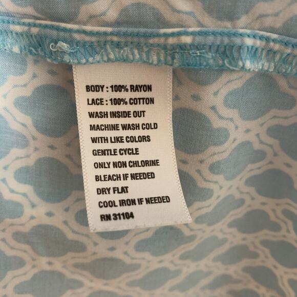 Crown & Ivy Top Women's Size 2x Oceanic Blue Split Neckline 3/4 Sleeve Length - Picture 5 of 7